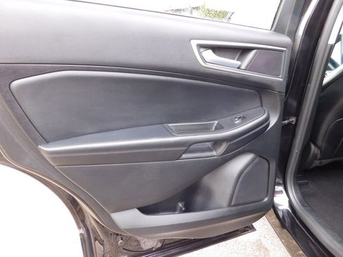 Used 2023 Ford Edge SEL image 8