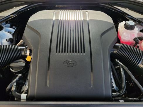 New 2026 Land Rover Range Rover Long Wheelbase Autobiography image 21