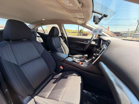 Used 2019 Nissan Maxima 3.5 S w/ Floor Mat Group FWD image 31