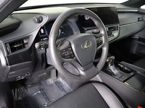 Used 2023 Lexus ES 350 w/ Premium Package FWD image 26