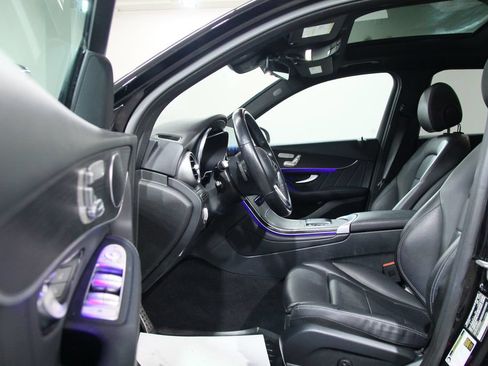 Certified 2022 Mercedes-Benz GLC 300 4MATIC image 5