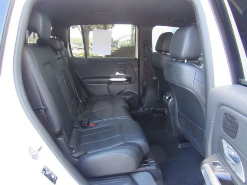 Used 2022 Mercedes-Benz EQB 300 4MATIC w/ Exclusive Package image 24