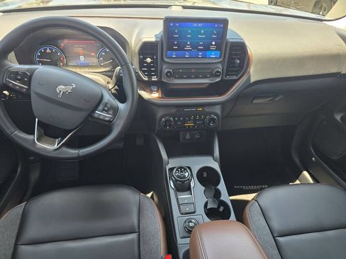 Used 2024 Ford Bronco Sport Outer Banks AWD/4WD image 14