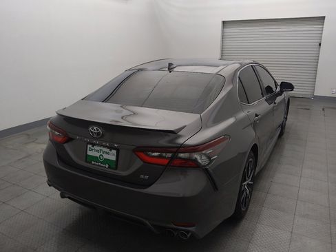 Used 2021 Toyota Camry SE FWD image 7