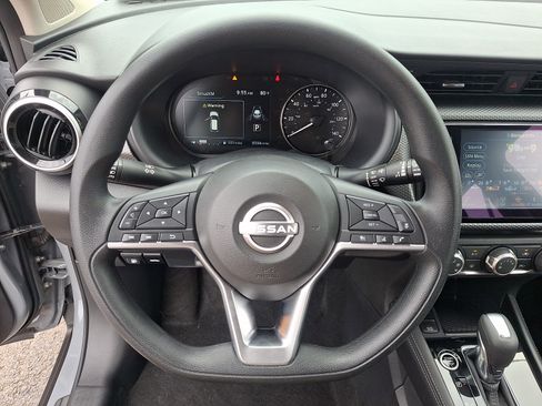 Certified 2024 Nissan Kicks SV w/ Interior Electronics Package FWD image 21