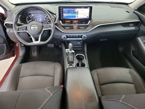 Used 2024 Nissan Altima 2.5 SV w/ SV Premium Package FWD image 16