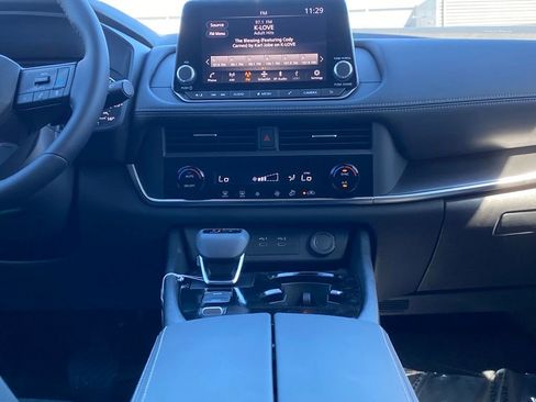 New 2026 Nissan Rogue SV image 24