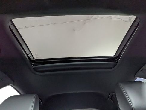 Used 2023 Honda Civic Sport Touring image 7