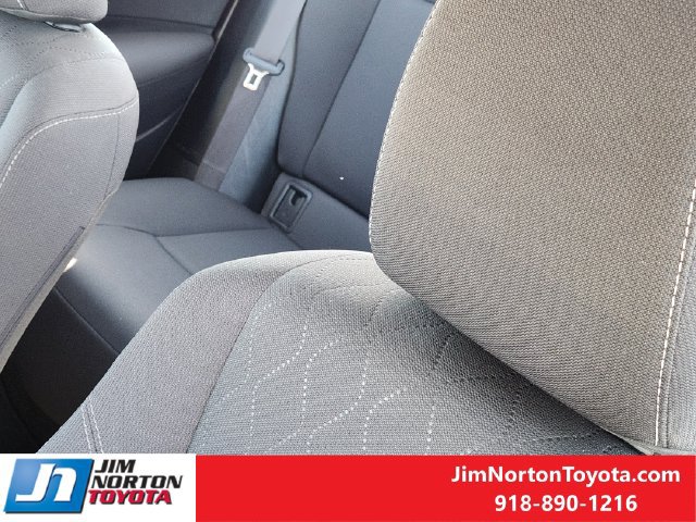 Used 2026 Toyota Corolla LE FWD image 16