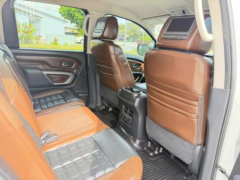 Used 2017 Nissan Titan Platinum Reserve RWD image 38