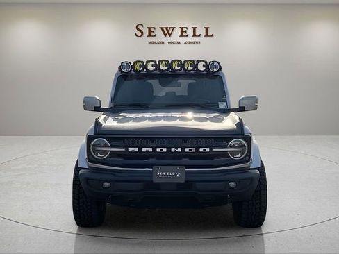 Used 2022 Ford Bronco Outer Banks AWD/4WD image 8
