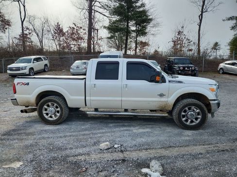 Used 2016 Ford F250 Lariat w/ Lariat Ultimate Package image 7