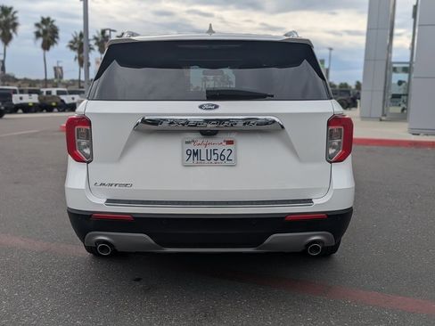 Used 2023 Ford Explorer Limited w/ Limited Technology Package image 5