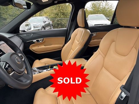 Certified 2023 Volvo XC90 B6 Ultimate image 16