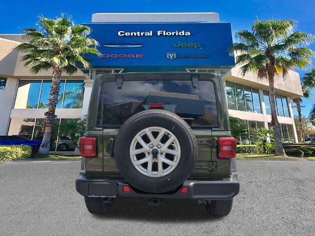 Used 2023 Jeep Wrangler Unlimited Sport w/ Sun And Sound Package AWD/4WD image 6