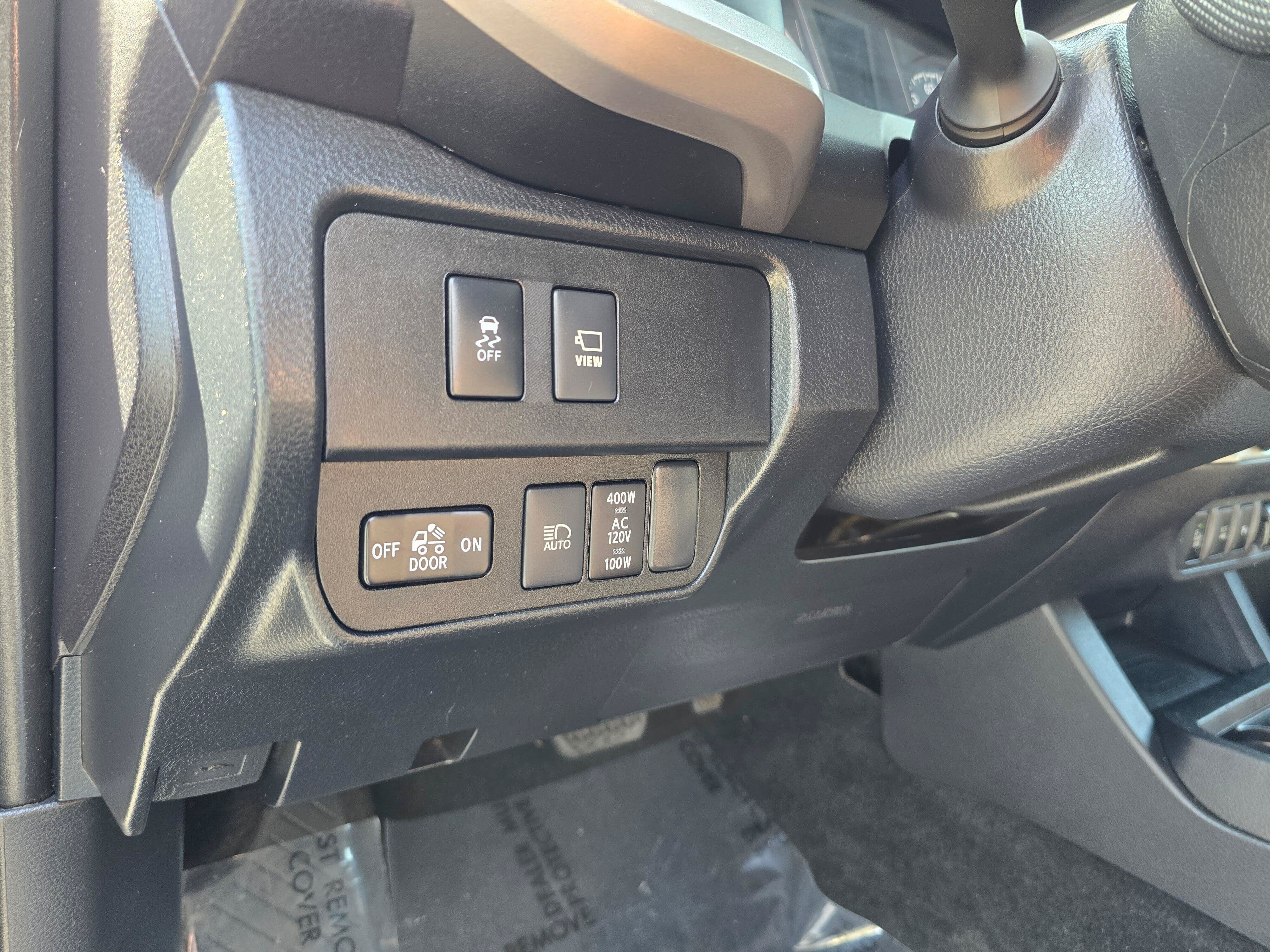 Used 2020 Toyota Tacoma Limited AWD/4WD image 21