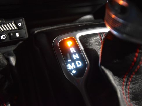 Used 2018 Jeep Wrangler Unlimited Rubicon image 41