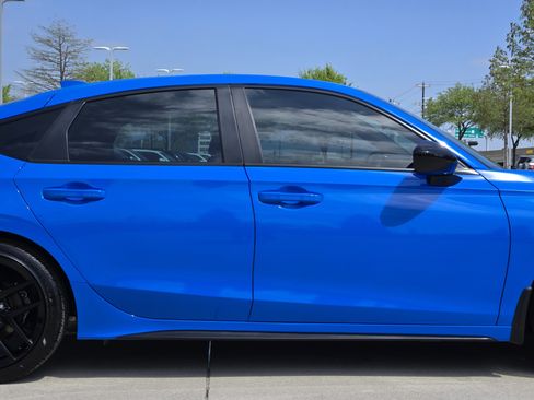 Used 2024 Honda Civic Sport image 8