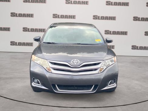 Used 2013 Toyota Venza XLE FWD image 3