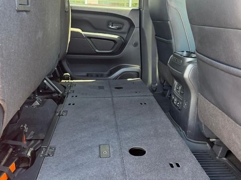 Used 2023 Nissan Titan PRO-4X w/ Pro-4x Convenience Package AWD/4WD image 34