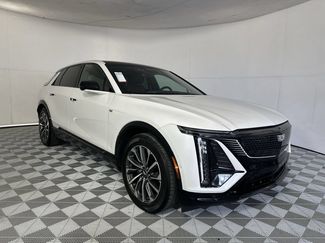 Used 2024 Cadillac Lyriq Sport RWD video 2
