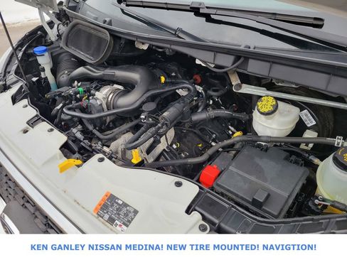 Used 2023 Ford Transit 350 XLT image 23