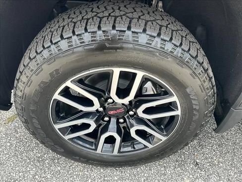 New 2026 GMC Sierra 1500 AT4 w/ AT4 Premium Package AWD/4WD image 18