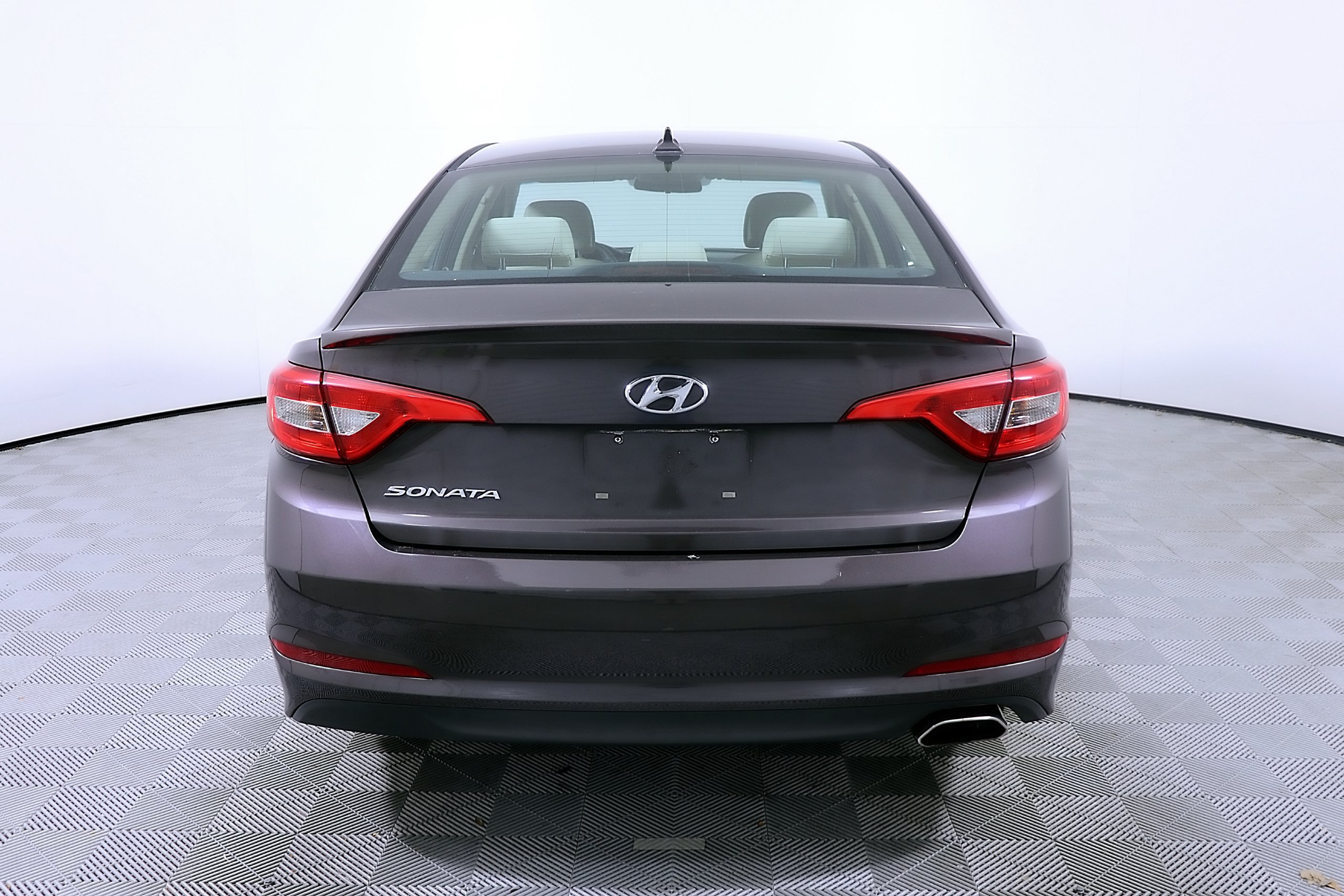 Used 2015 Hyundai Sonata SE FWD image 8