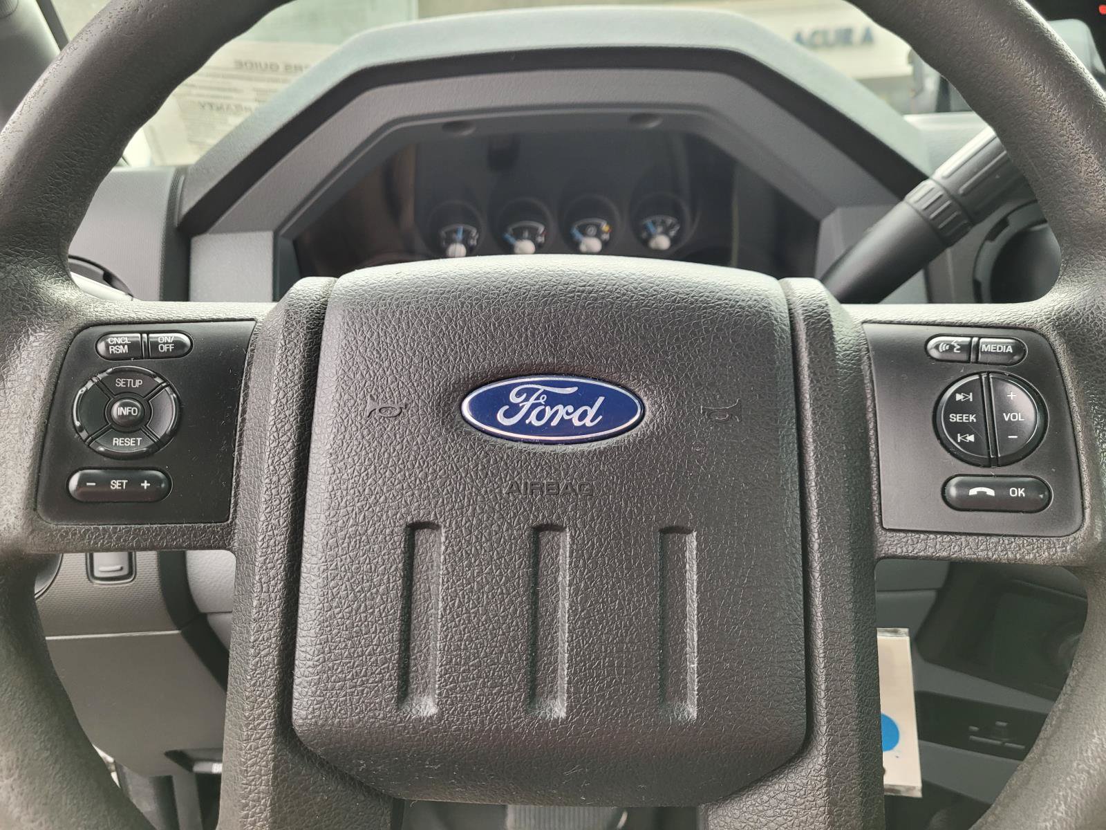Used 2016 Ford F550 2WD Regular Cab Super Duty image 22