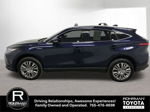 Used 2021 Toyota Venza XLE w/ Activity Package (TMS) image 3