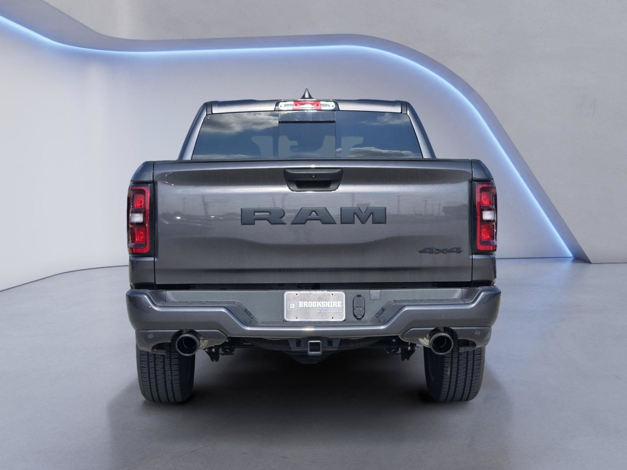 Used 2026 RAM 1500 Express AWD/4WD image 7