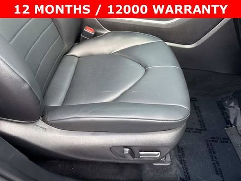 Used 2022 Toyota Highlander XLE image 10