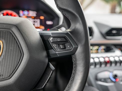 Used 2015 Lamborghini Huracan LP 610-4 image 12