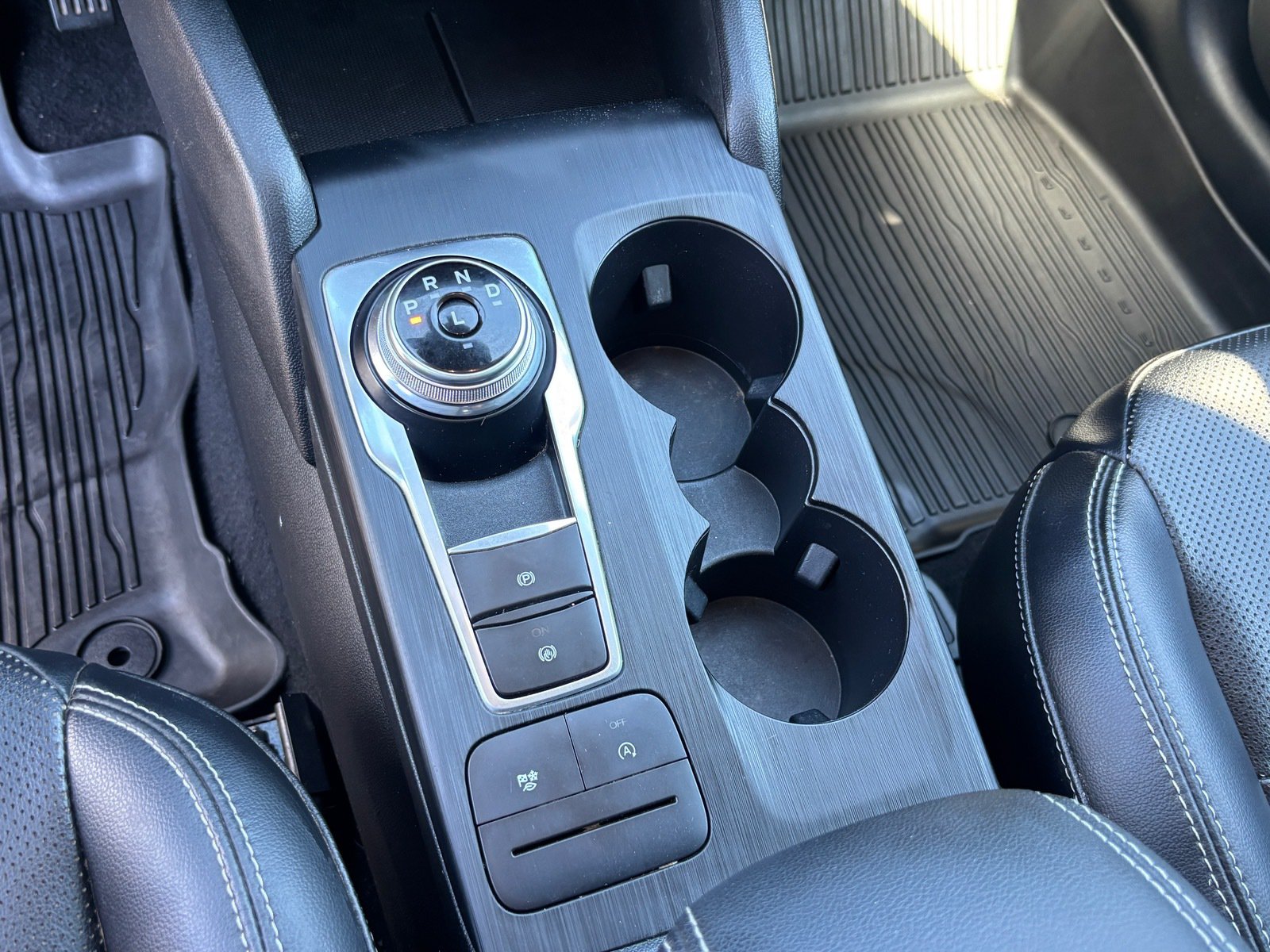 Used 2021 Ford Escape SEL AWD/4WD image 15