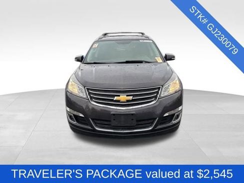 Used 2016 Chevrolet Traverse LT w/ Traveler's Package image 2