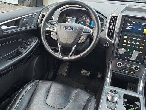 Used 2022 Ford Edge Titanium w/ Equipment Group 301A image 15