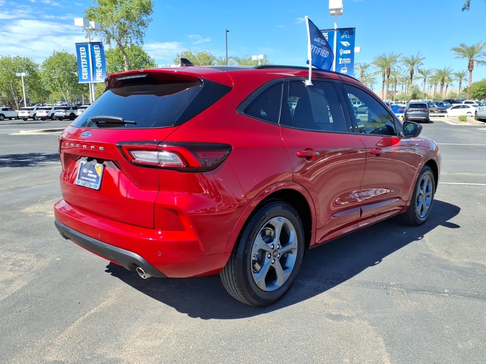 Certified 2024 Ford Escape ST-Line w/ Tech Pack #1 FWD image 4