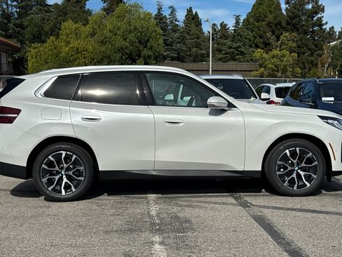 Used 2026 BMW X3 xDrive30i w/ Premium Package AWD/4WD image 8
