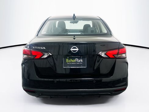 Used 2025 Nissan Versa SV FWD image 7
