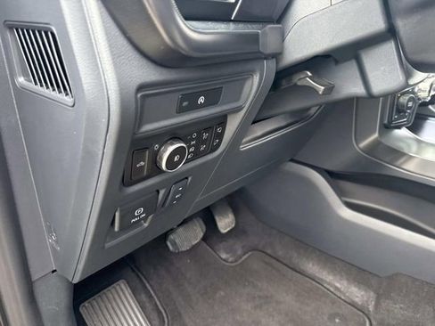 Used 2025 Ford F150 Lariat image 21