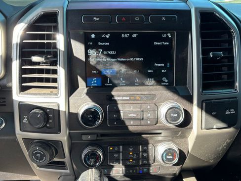 Used 2018 Ford F150 Lariat w/ Equipment Group 502A Luxury AWD/4WD image 13