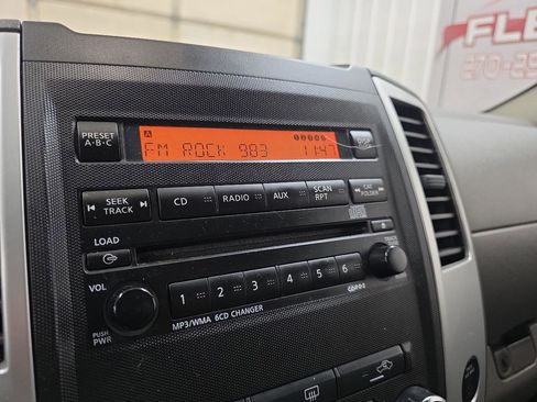 Used 2012 Nissan Frontier SV w/ SV Premium Utility Pkg image 46