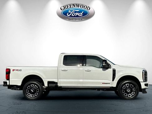 New 2026 Ford F250 Platinum image 3