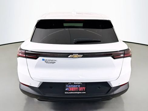 Used 2026 Chevrolet Equinox EV LT FWD image 7