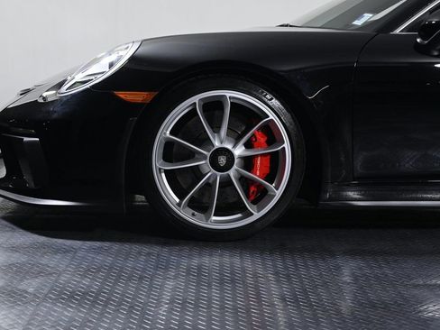Used 2018 Porsche 911 GT3 image 24
