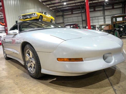 Used 1997 Pontiac Firebird Trans Am image 24
