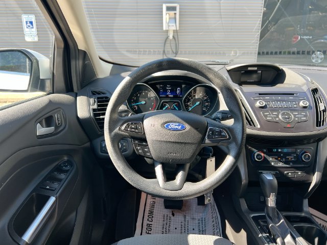Used 2017 Ford Escape SE AWD/4WD image 14