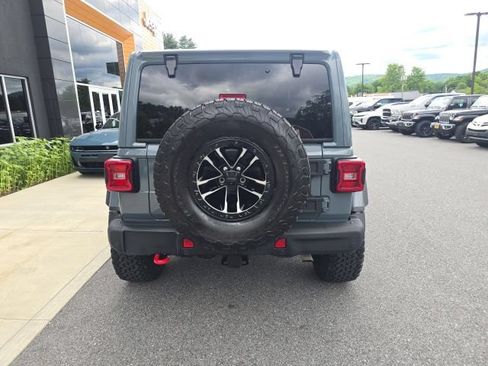 Certified 2025 Jeep Wrangler Rubicon AWD/4WD image 6