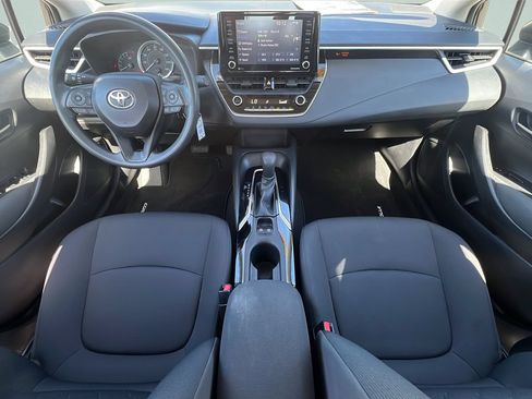 Used 2022 Toyota Corolla LE FWD image 10