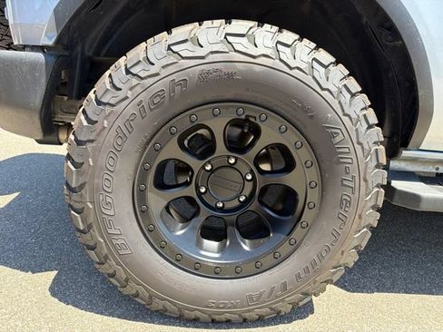 Used 2023 Ford Bronco Outer Banks AWD/4WD image 25